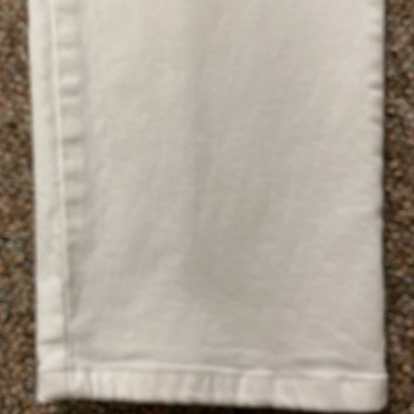 Chico’s white jeans with gray beads design-size 0 Slimmer- medium - Picture 7 of 12